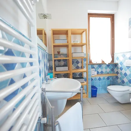 شقة Il Terrazzo Di Lucrezia - Goelba Nisporto